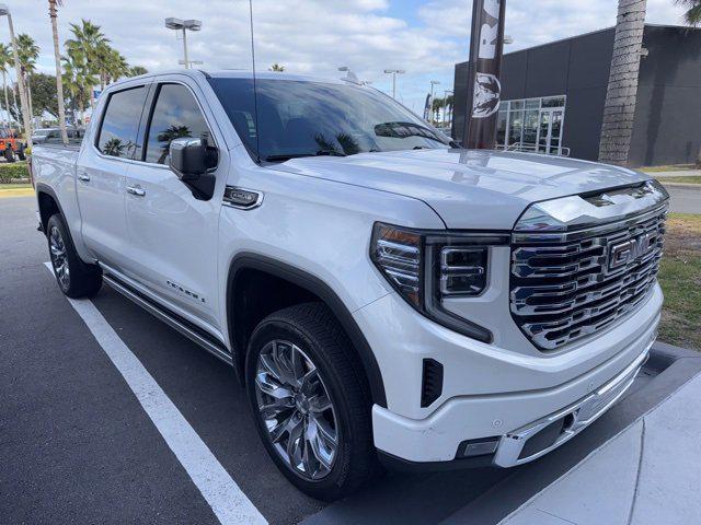 2023 GMC Sierra 1500 4WD Crew Cab Short Box Denali
