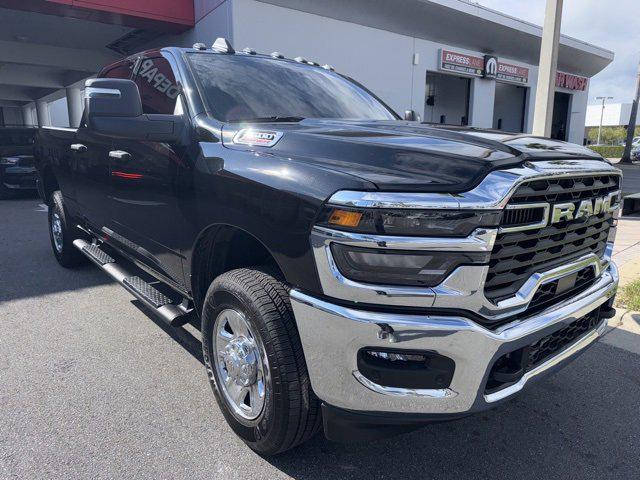 2025 RAM 2500 Tradesman Crew Cab 4x4 64 Box 2025 RAM 2500 Tradesman Crew Cab 4x4 64 Box