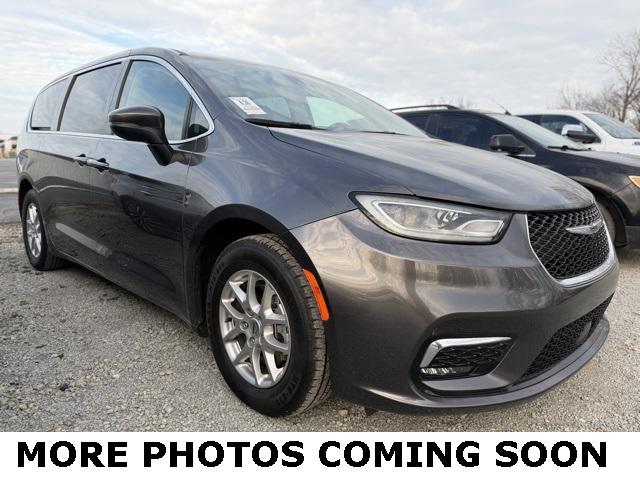 2023 Chrysler Pacifica Touring L 2023 Chrysler Pacifica Touring L