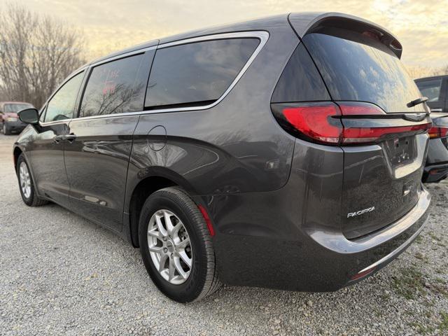 2023 Chrysler Pacifica Touring L 2023 Chrysler Pacifica Touring L