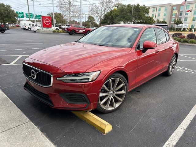 2020 Volvo S60 T5 Momentum
