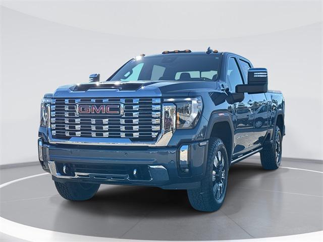 2025 GMC Sierra 2500HD 4WD Crew Cab Standard Bed Denali