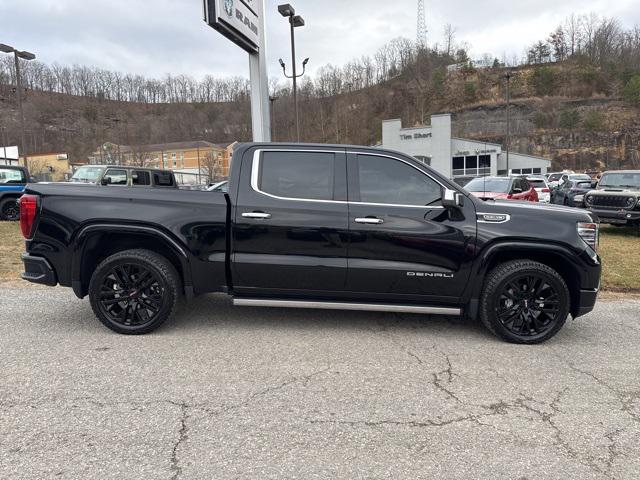 2022 GMC Sierra 1500 4WD Crew Cab Short Box Denali 2022 GMC Sierra 1500 4WD Crew Cab Short Box Denali