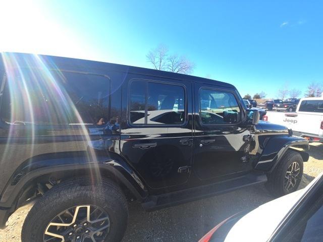 2026 Jeep Wrangler WRANGLER 4-DOOR SAHARA 2026 Jeep Wrangler WRANGLER 4-DOOR SAHARA