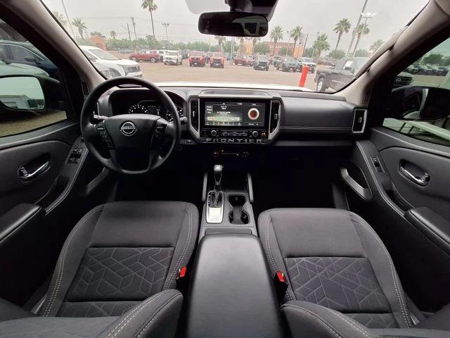2025 Nissan Frontier King Cab SV 4x2