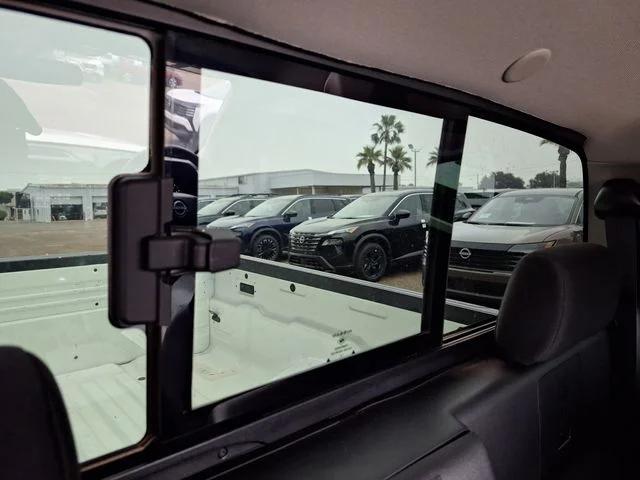 2025 Nissan Frontier King Cab SV 4x2