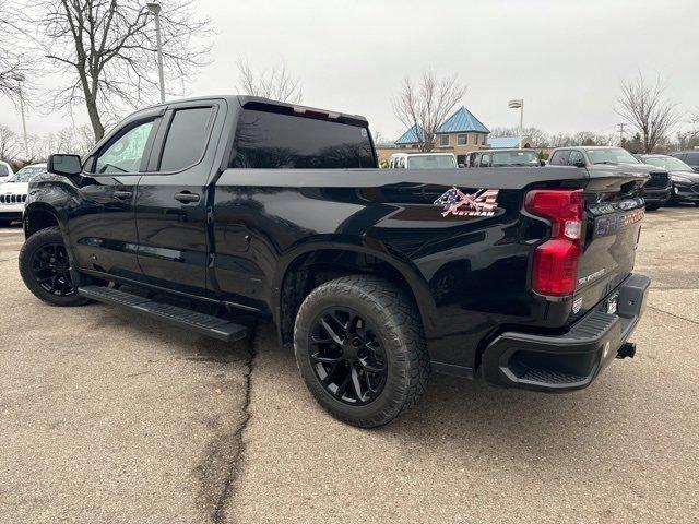2022 Chevrolet Silverado 1500 4WD Double Cab Standard Bed Custom