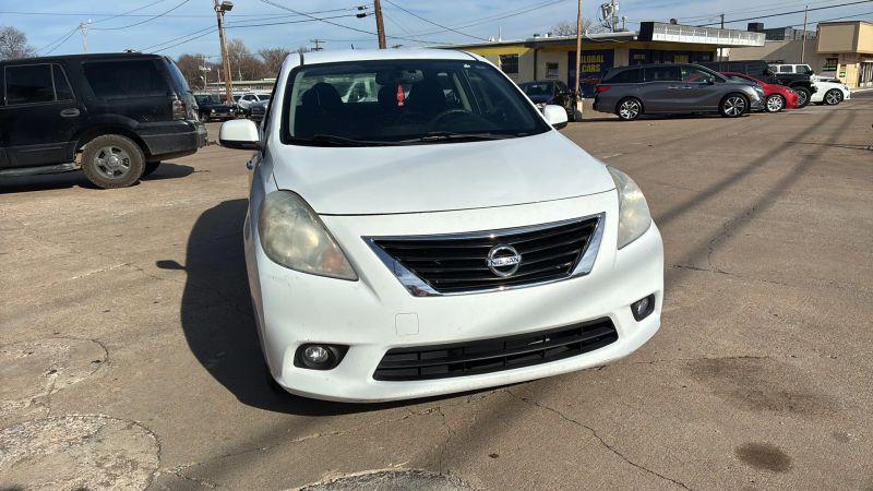 2013 Nissan Versa 1.6 SL