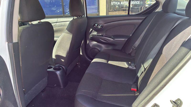 2013 Nissan Versa 1.6 SL