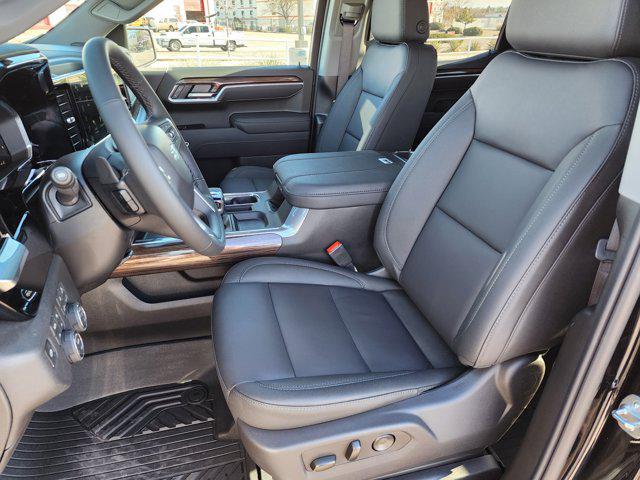 2026 Chevrolet Silverado 1500 4WD Crew Cab Short Bed RST