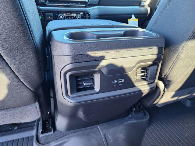 2026 Chevrolet Silverado 1500 4WD Crew Cab Short Bed RST