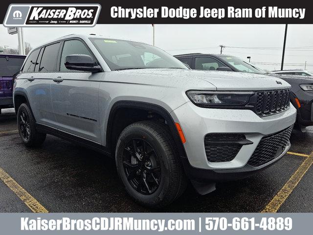 2025 Jeep Grand Cherokee Altitude 4x4 for sale in Muncy, PA