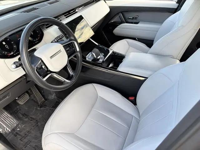 2025 Land Rover Range Rover Sport P360 SE
