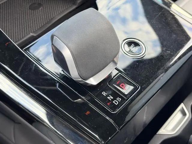 2025 Land Rover Range Rover Sport P360 SE