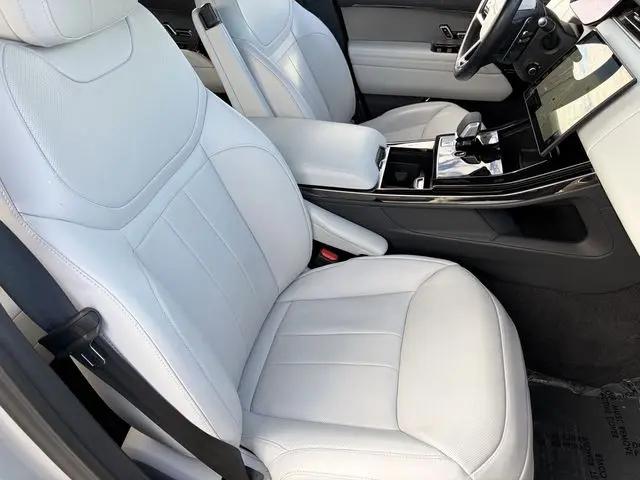 2025 Land Rover Range Rover Sport P360 SE