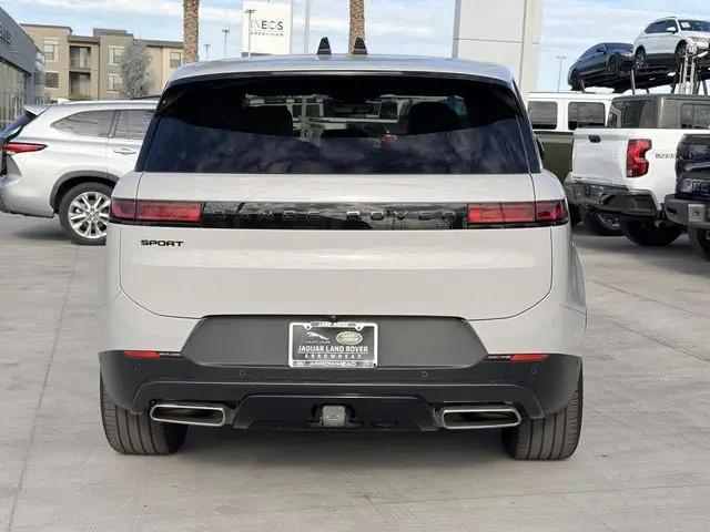 2025 Land Rover Range Rover Sport P360 SE
