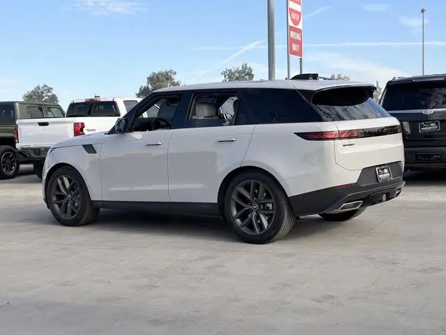 2025 Land Rover Range Rover Sport P360 SE