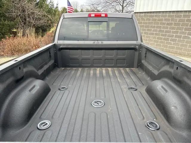 2025 Ram 3500 Tradesman Crew Cab 4x4 8' Box