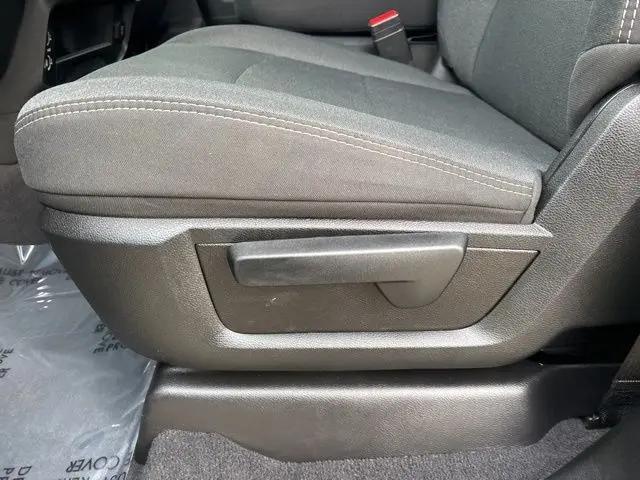 2025 Ram 3500 Tradesman Crew Cab 4x4 8' Box