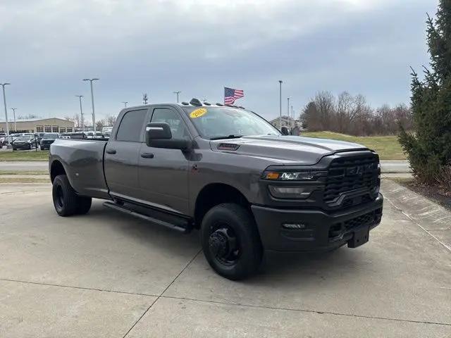 2025 Ram 3500 Tradesman Crew Cab 4x4 8' Box