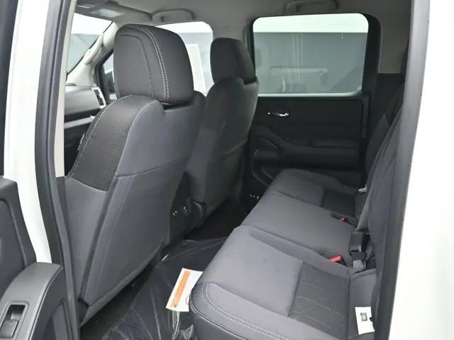 2026 Nissan Frontier Crew Cab SV 4x2