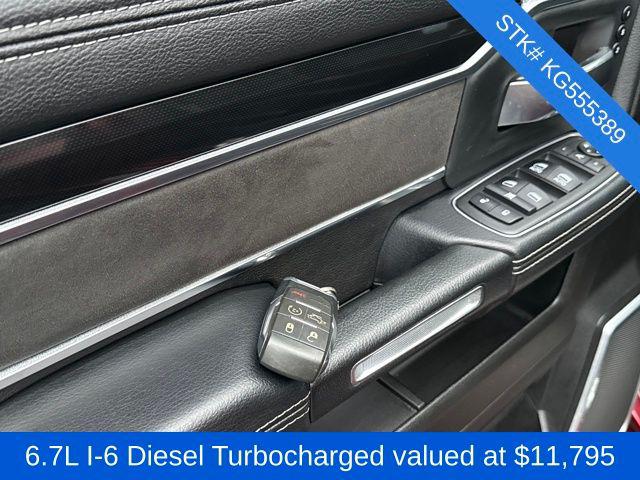 2019 RAM 3500 Laramie Crew Cab 4x4 8 Box 2019 RAM 3500 Laramie Crew Cab 4x4 8 Box