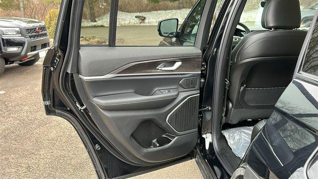 2026 Jeep Grand Cherokee Limited 4x4
