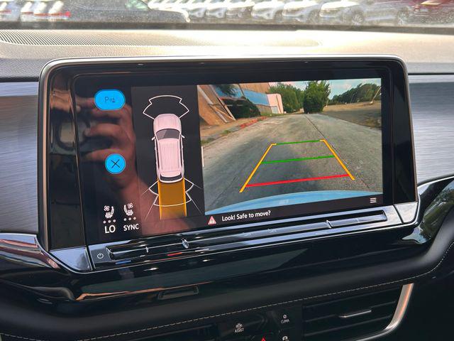 2026 Volkswagen Atlas Cross Sport SE with Technology
