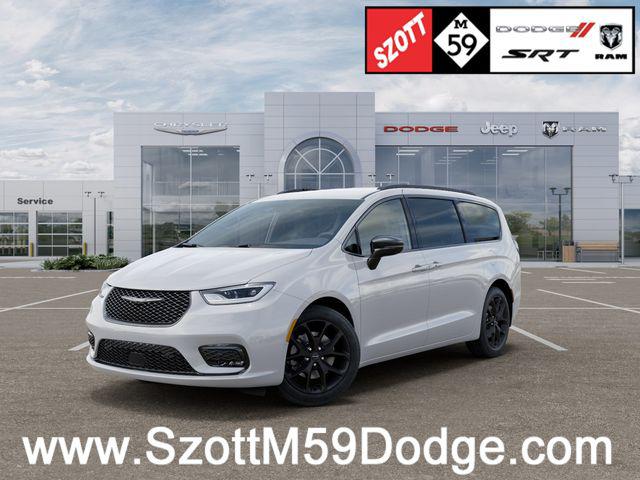 2026 Chrysler Pacifica Select AWD for sale in Highland, MI