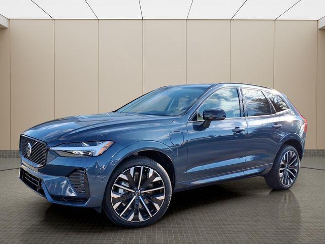 2026 Volvo XC60 Plug-In Hybrid Ultra, T8 AWD Electric/Gasoline, Dark