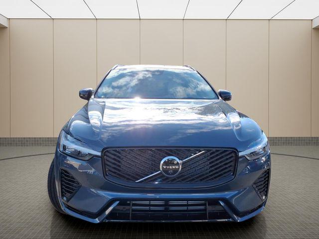 2026 Volvo XC60 Plug-In Hybrid Ultra, T8 AWD Electric/Gasoline, Dark