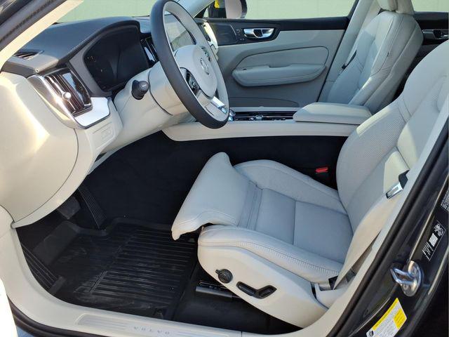 2026 Volvo XC60 Plug-In Hybrid Ultra, T8 AWD Electric/Gasoline, Dark