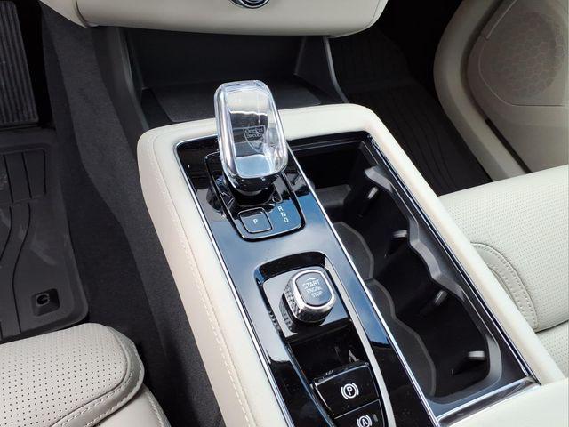 2026 Volvo XC90 Plug-In Hybrid Ultra, T8 AWD, Electric/Gasoline, Bright, 7 Seats