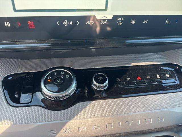 2026 Ford Expedition Max Active MAX