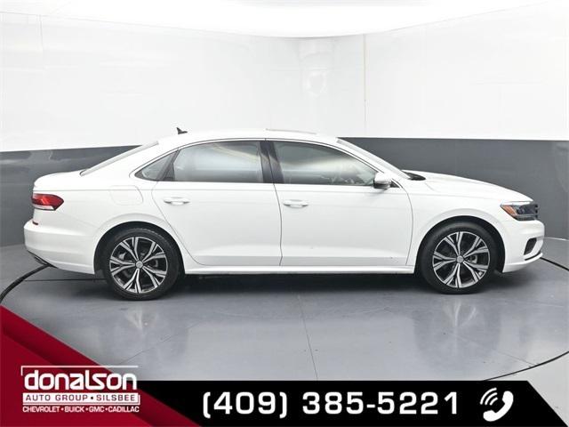 2022 Volkswagen Passat 2.0T SE