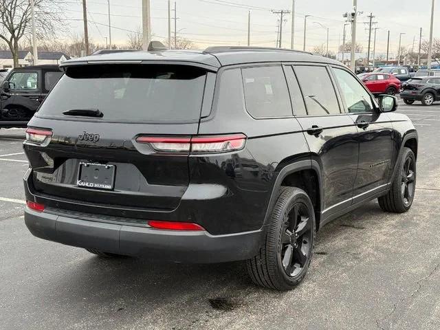 2023 Jeep Grand Cherokee L Altitude 4x4