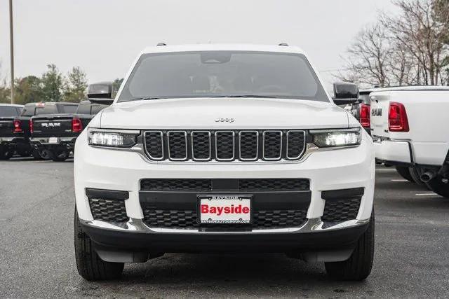 2025 Jeep Grand Cherokee GRAND CHEROKEE L LAREDO 4X4