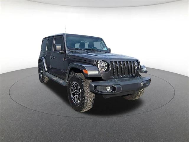 2021 Jeep Wrangler Unlimited Sahara Altitude 4x4