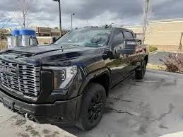 2025 GMC Sierra 2500HD 4WD Crew Cab Standard Bed Denali