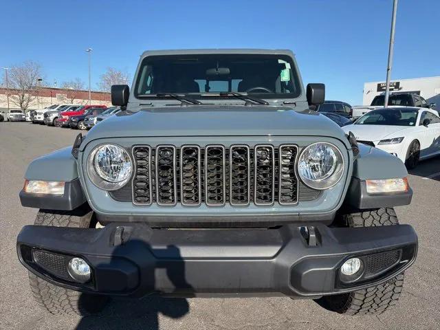 2025 Jeep Gladiator Nighthawk