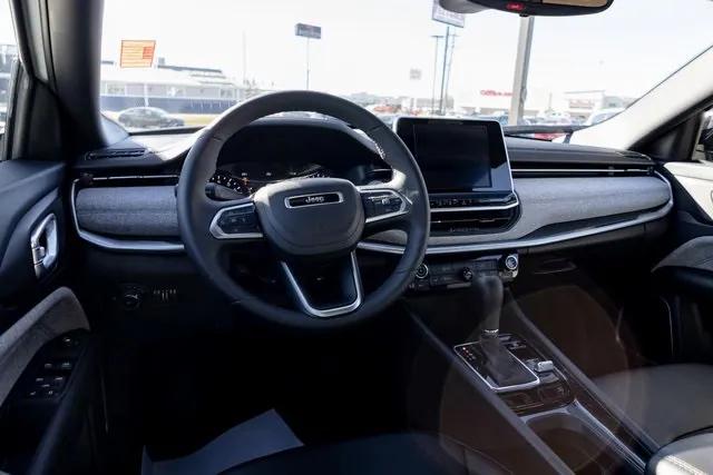 2025 Jeep Compass Latitude 4x4