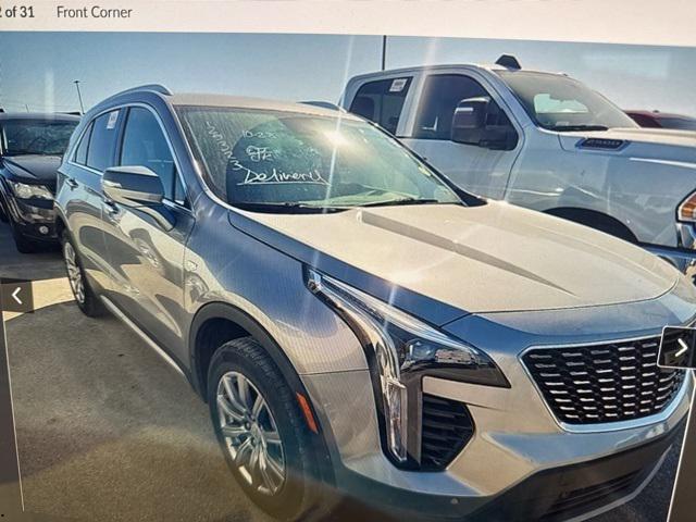 2023 Cadillac XT4 FWD Premium Luxury