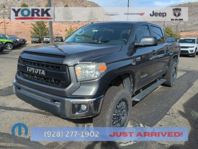 2017 Toyota Tundra SR5 5.7L V8