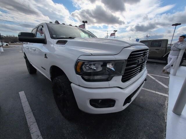2020 RAM 2500 Big Horn Crew Cab 4X4 64 Box
