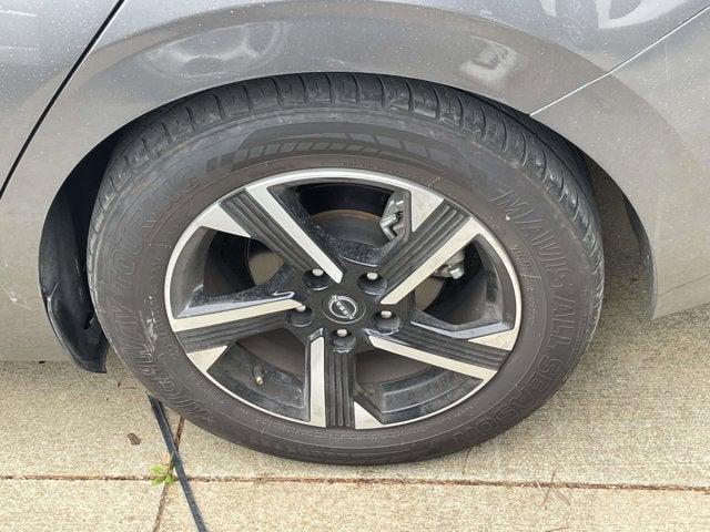 2024 Nissan Sentra SV Xtronic CVT