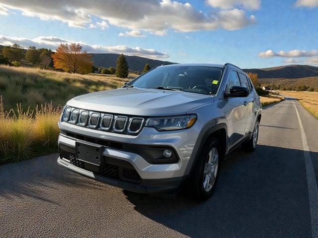 2022 Jeep Compass Latitude FWD