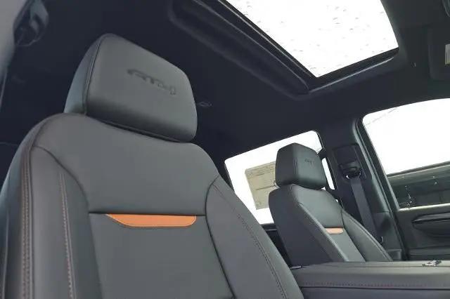 2026 GMC Sierra 2500HD Crew Cab, Standard Bed, AT4, 4WD