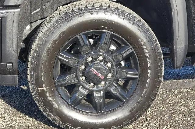 2026 GMC Sierra 2500HD Crew Cab, Standard Bed, AT4, 4WD