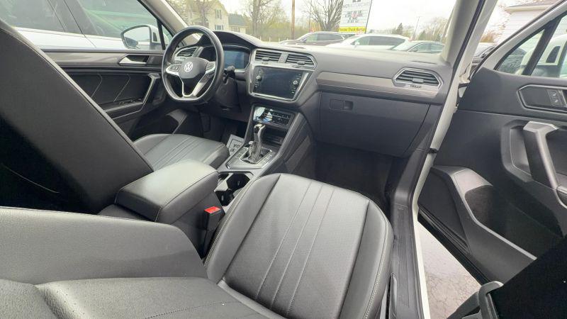 2023 Volkswagen Tiguan 2.0T SE