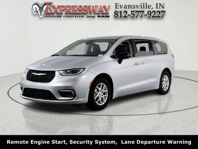 2024 Chrysler Pacifica Touring L for sale in Evansville, IN